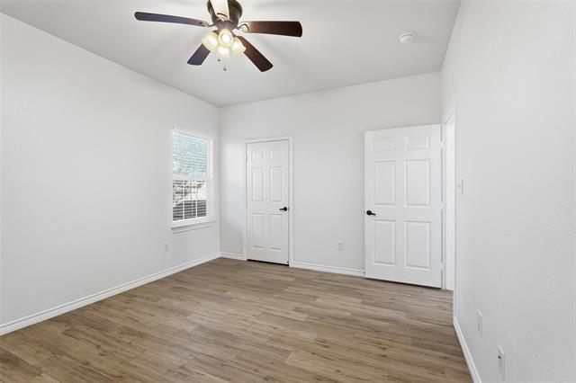 Building Photo - 124 Chris Dr