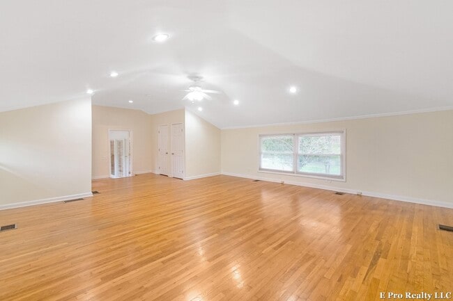 Building Photo - Welcome Home!