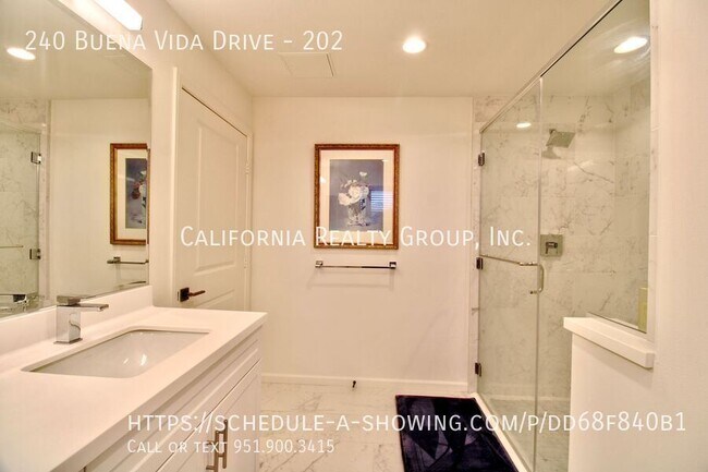 Building Photo - 240 Buena Vida Dr