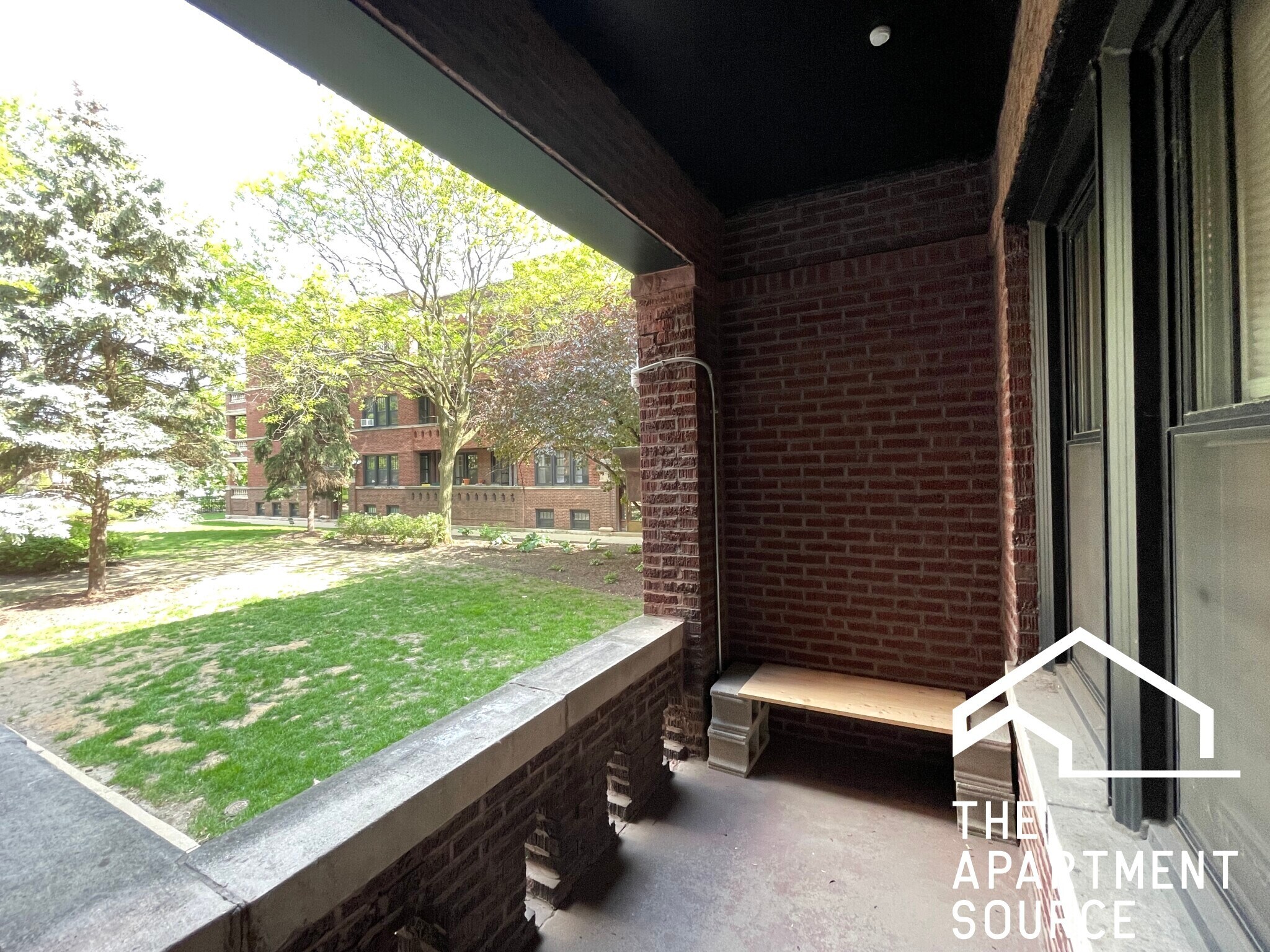 Building Photo - 2530 N Kedzie Blvd