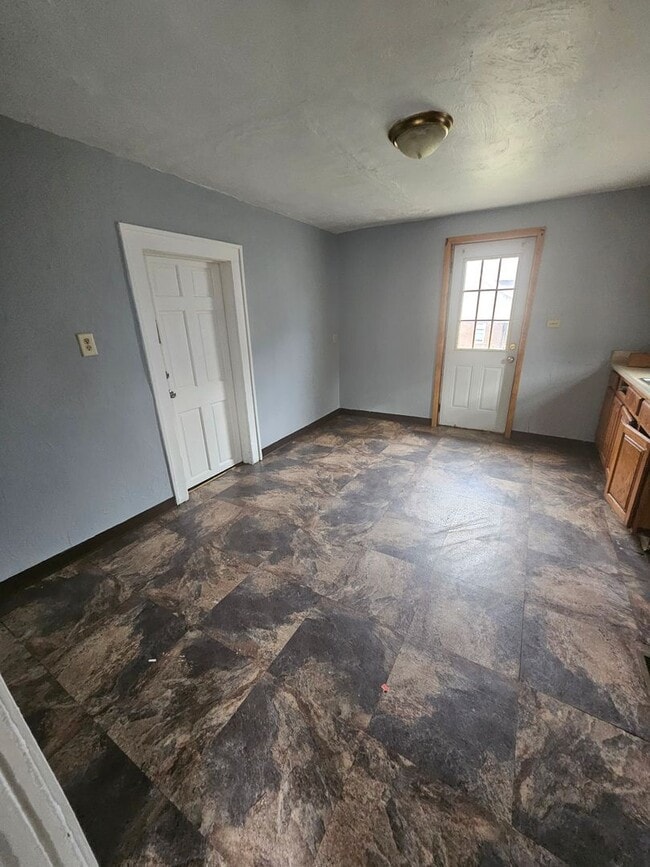 Building Photo - Four bedroom single family home Lower East Side