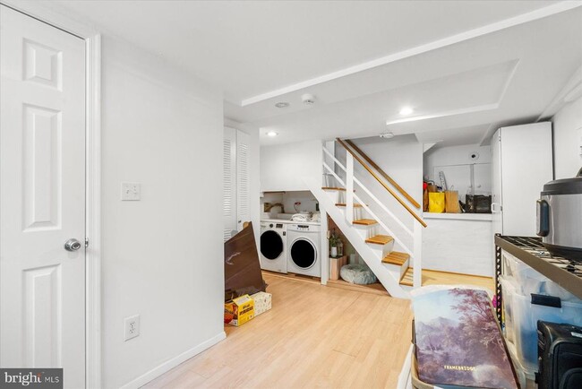 Building Photo - 1647 34th St NW