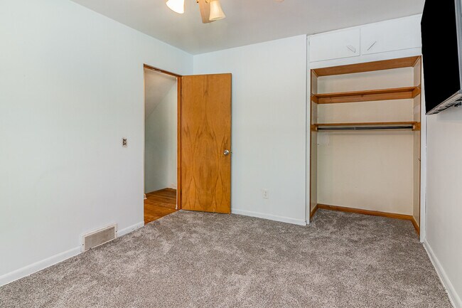 Building Photo - 307 Norfolk St