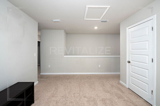 Building Photo - Dream 2-Story 5 BD 3 BA House in Spanish Fort!