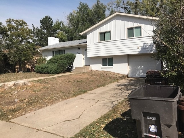 Building Photo - 3375 Moorhead Ave