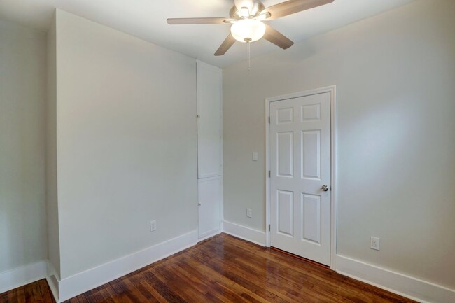 Building Photo - Completely Renovated - Three Bedroom, Two ...
