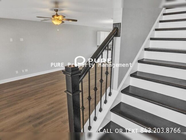 Building Photo - SPECIAL: $300 Off One Month of Rent! Charm...