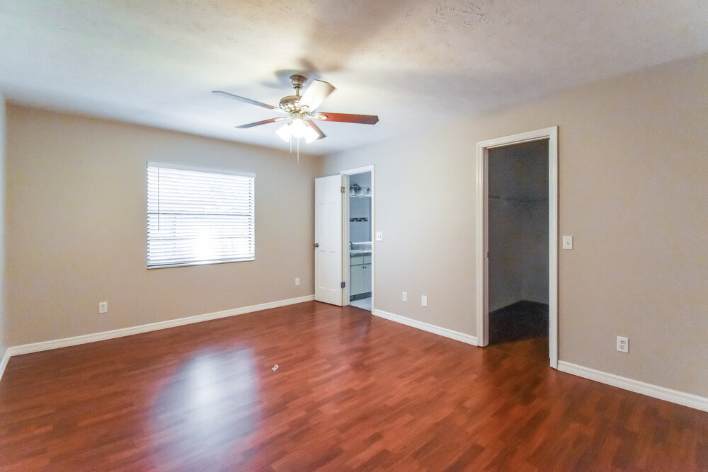 Building Photo - 704 Orchis Way