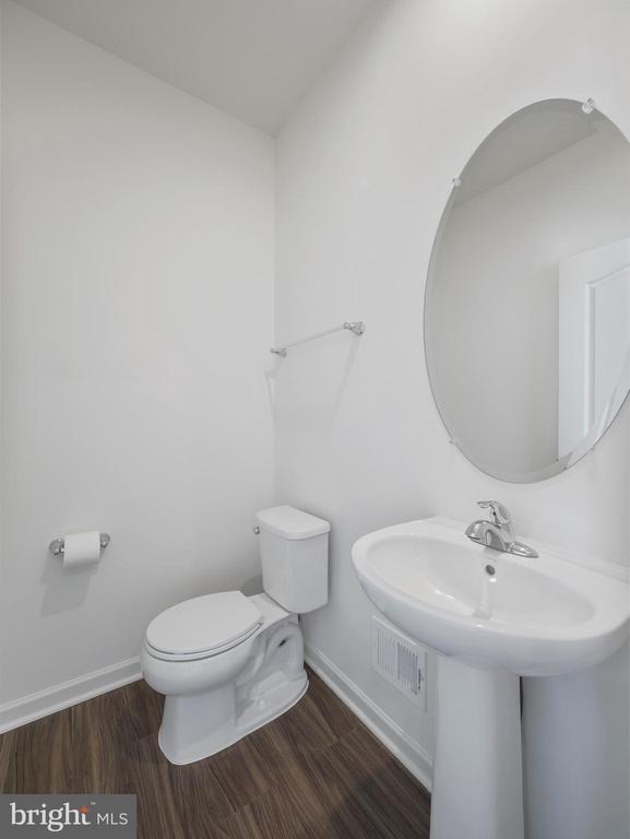 Building Photo - 96 Stafford Pl