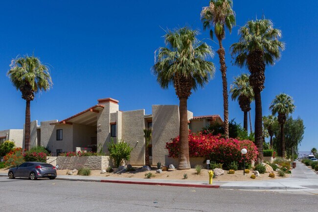 Building Photo - Furnished - Ranch Club Community - Seasonal Lease