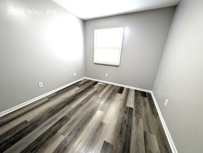 Building Photo - 205 E Wall Ave