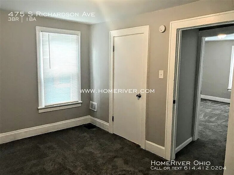 Building Photo - 475 S Richardson Ave