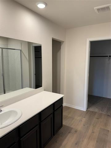 Building Photo - 2335 Gardenia Ln