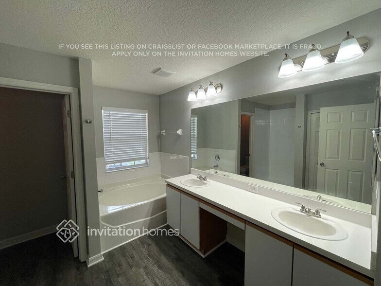 Building Photo - 1602 Ladywell Ct