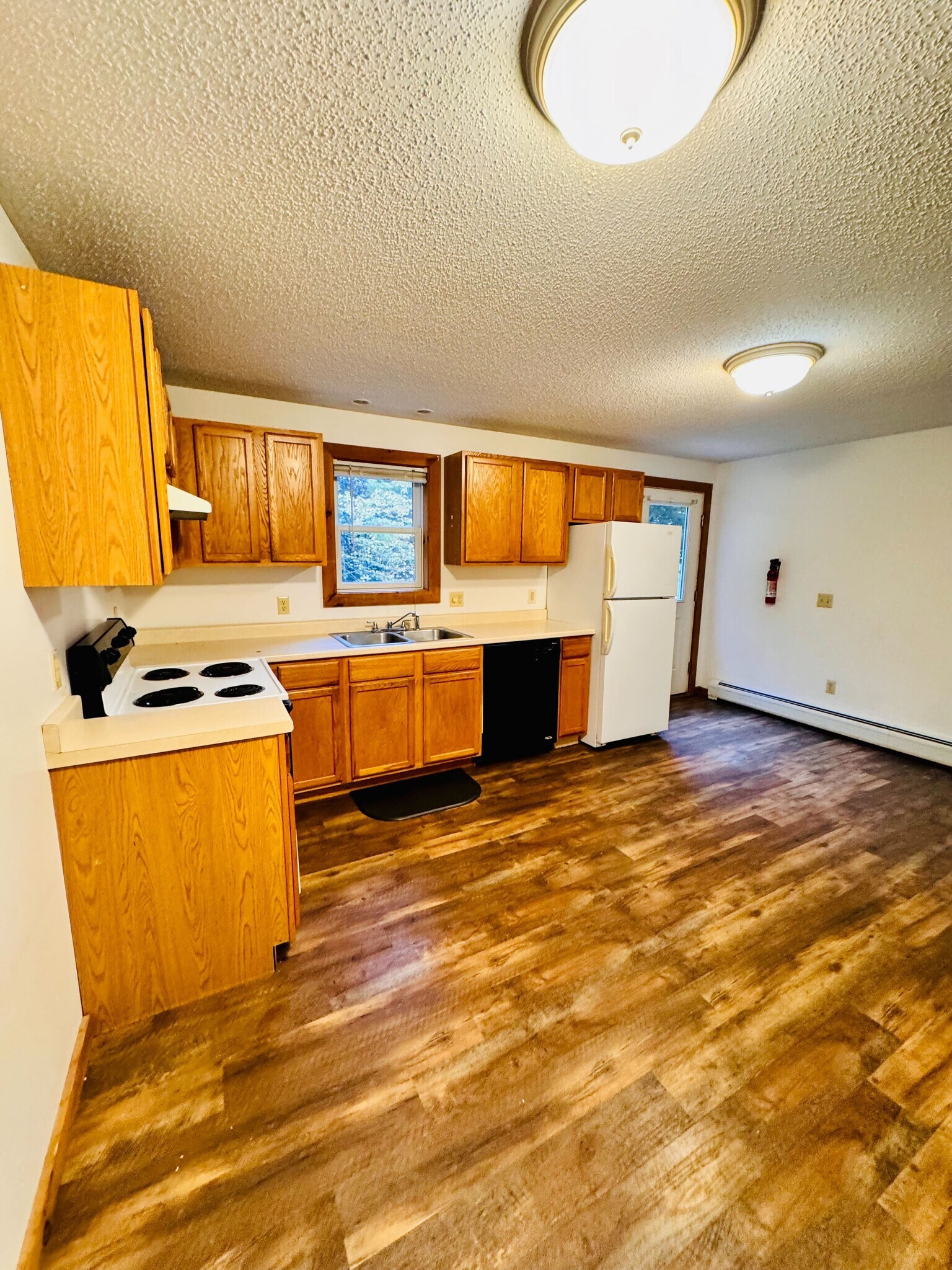 Building Photo - 7 Colby Way