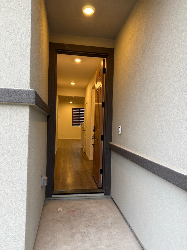 Building Photo - 3129 Ballena St