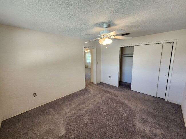 Building Photo - Nice 2/1 house in Edgewater, Dog Friendly
