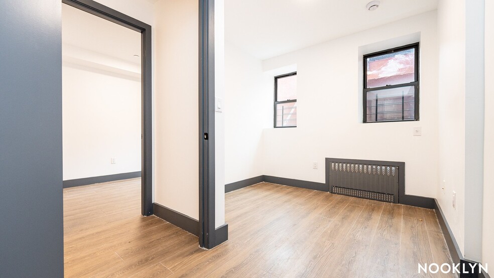 Building Photo - 2008 Fulton St