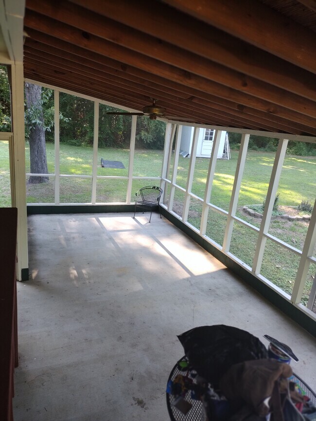 Building Photo - 1511 Big Bethel Rd