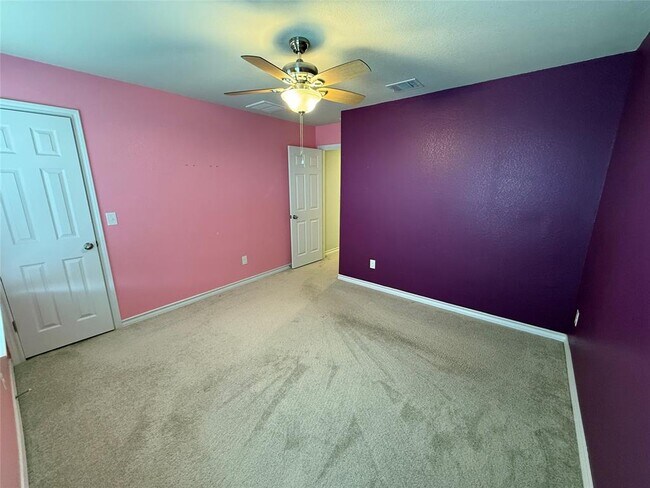 Building Photo - 1308 Eagle Ray St