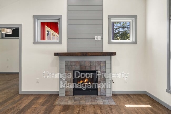 Building Photo - 7013 Stanich Ave