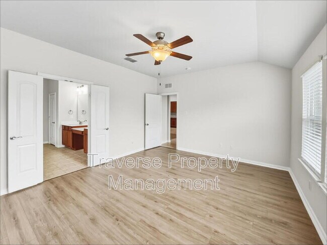 Building Photo - 8120 Charford Dr