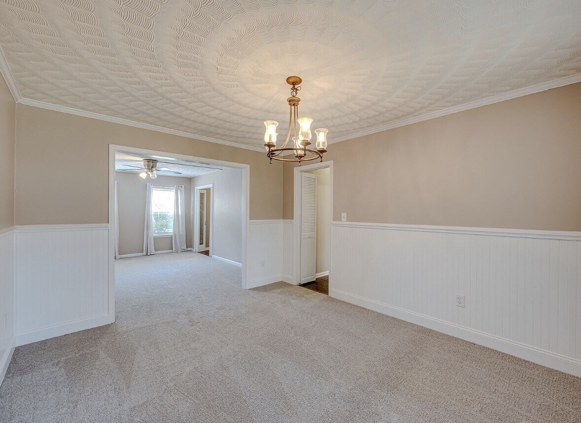 Building Photo - 906 Bellgate Ct