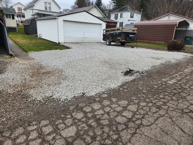 Building Photo - 53710 Quimby Ave