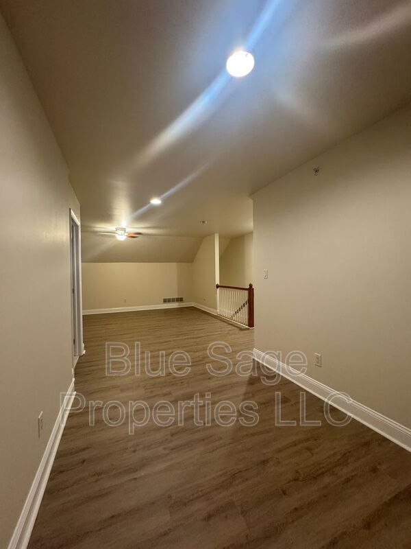 Building Photo - 432 E Baltimore Ave