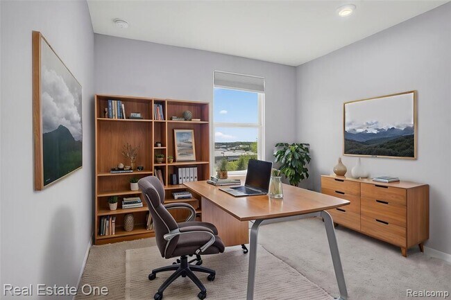 Building Photo - 4799 Broomfield Wy
