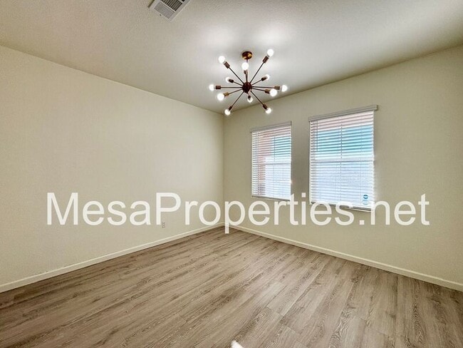 Building Photo - 15886 Rain Lily Ct