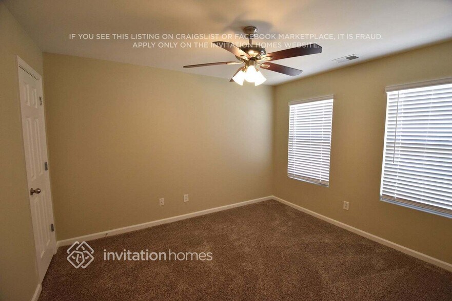 Building Photo - 462 Boxelder Rd