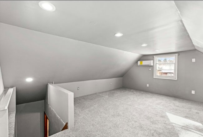 Building Photo - 32 166th Pl