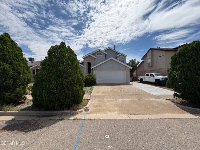 Primary Photo - 11120 Loma De Color Dr