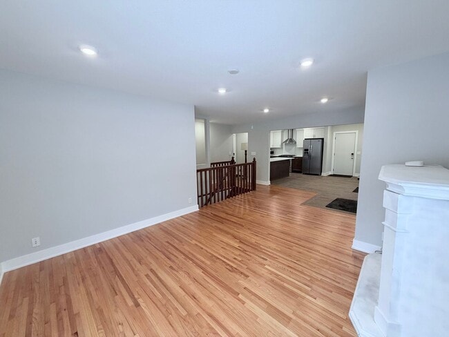 Building Photo - Spacious 4-Bedroom Home with Pond Views & EV-Ready Garage – Bloomington!!