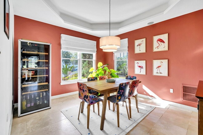 Building Photo - 1393 Sunset Beach Dr