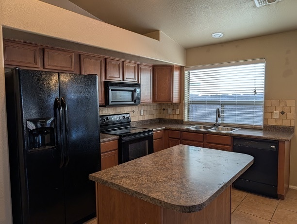 Building Photo - 41874 Colby Dr