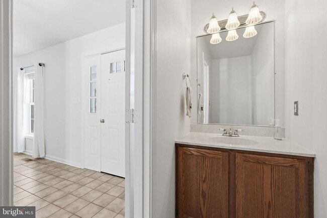 Building Photo - 35298 Scotland Heights Rd