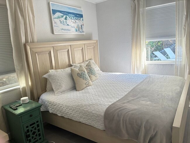 Building Photo - 3412 Spring St