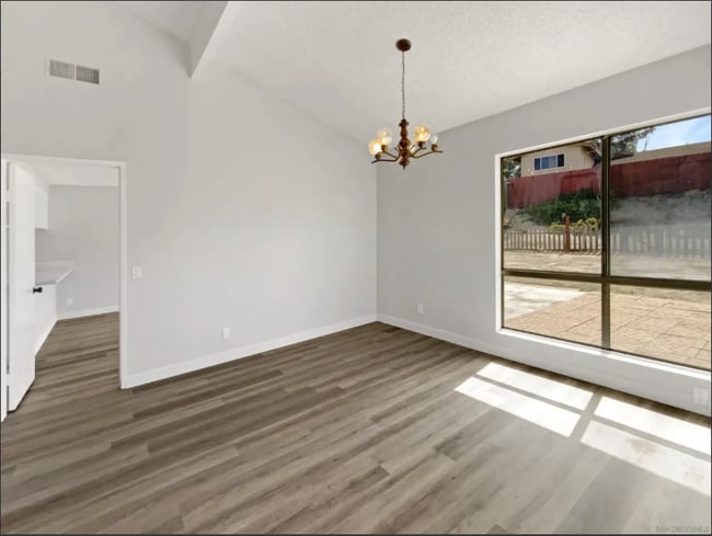 Building Photo - 5989 Chaumont Dr