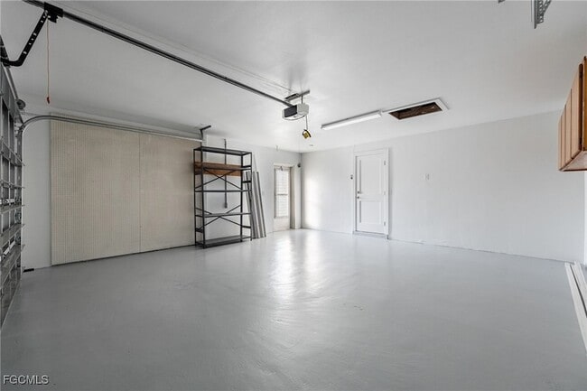 Building Photo - 5308 Shalley Cir E