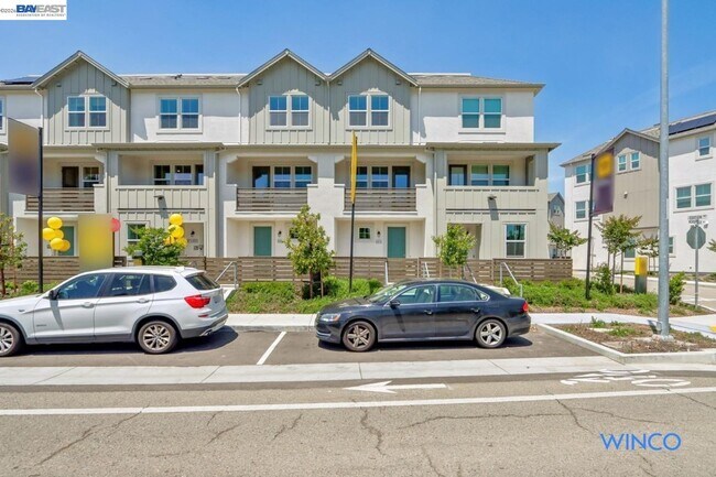 Building Photo - 3810 Norbridge Ave