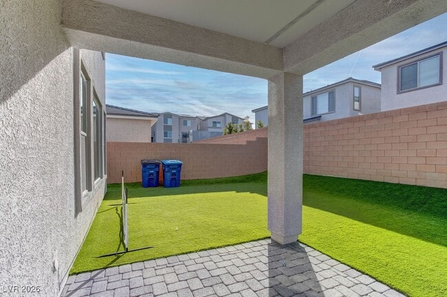 Building Photo - 10269 Lofty Knl St