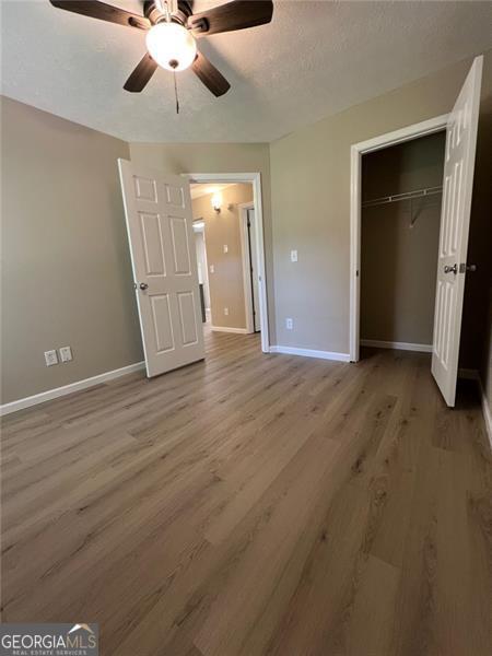 Building Photo - 2717 Lake Park Ridge W