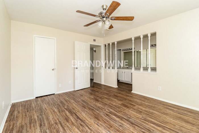 Building Photo - 802 Edgemont Dr