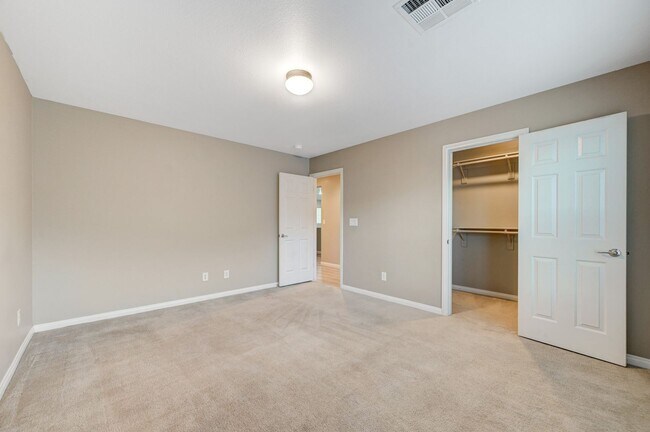Building Photo - 1st MONTH FREE! Lone Mountain Heights Luxu...