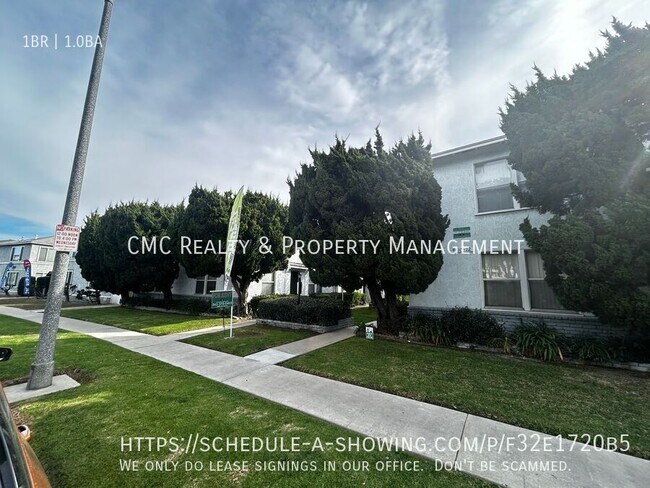 Building Photo - 4518 N Banner Dr