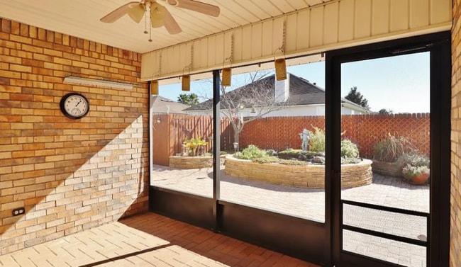 Building Photo - 4 bedroom in Jacksonville FL 32246