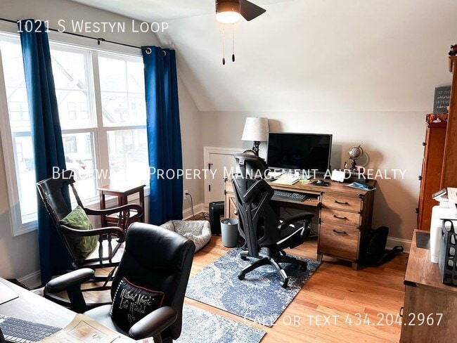 Building Photo - 1021 S Westyn Lp