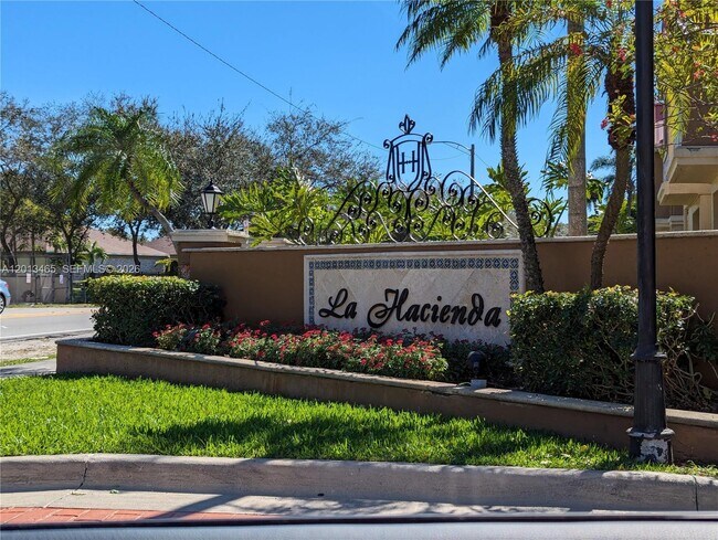 Building Photo - 18308 NW 68th Ave